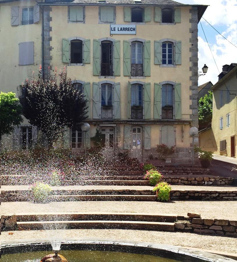 Au Detour Du Larrech Bed & Breakfast Castillon-en-Couserans Exterior photo
